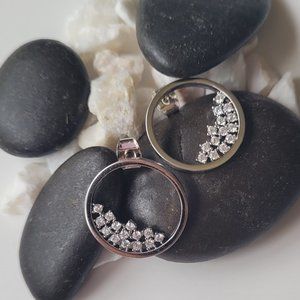 Round "floating" stones Earrings silver plated